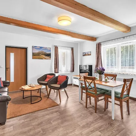 Appartamento Apartmánový Dům Horalka Pec pod Snezkou