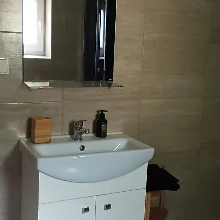Apartmanovy Dum Horalka شقة *