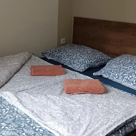 شقة Apartmanovy Dum Horalka *