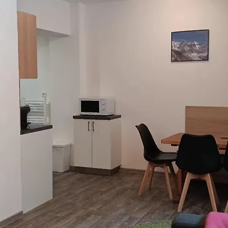 Apartment Apartmanovy Dum Horalka